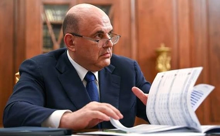 Мишустин отчитался перед Госдумой о работе правительства
