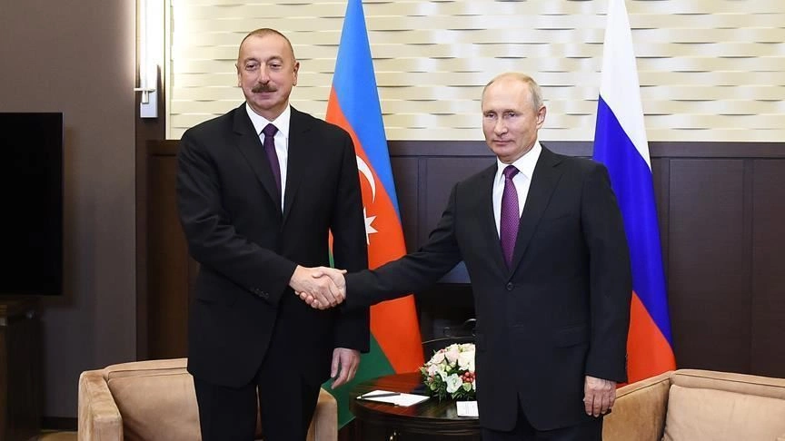 Путин поблагодарил Алиева за помощь в эвакуации россиян из Ирана