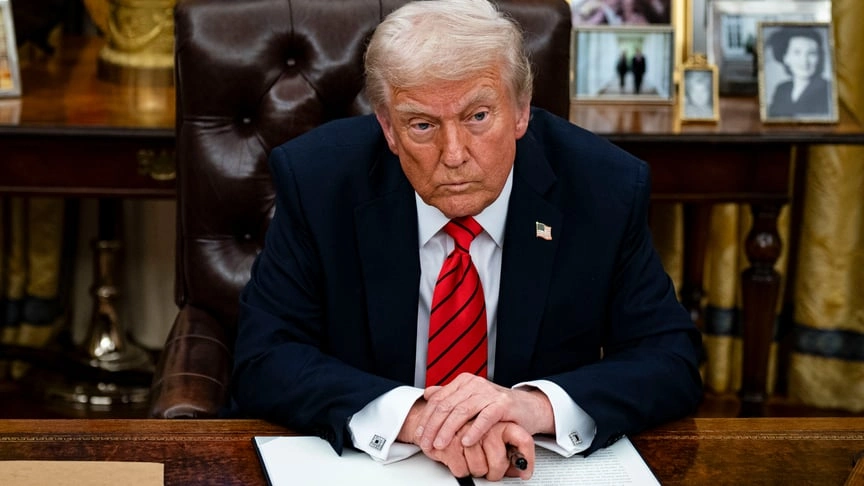 Трамп заявил о введение 25-процентных пошлин на автомобили из стран Евросоюза