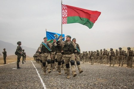 Белоруссия проводит тренировку воинских частей боевого применения ядерного оружия