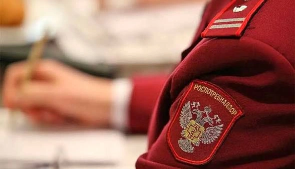Роспотребнадзор усилил контроль на границе из-за вспышки лихорадки Эбола в Африке