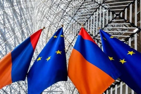 В СВР заявили, что ЕС требует от Армении разорвать религиозные связи с Россией
