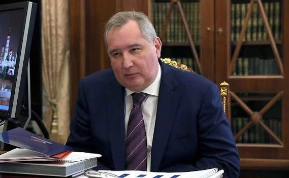Сенатор Рогозин предложил минировать российские нефтяные танкеры для самоподрыва в случае отклонения от маршрута