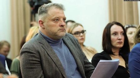 На Крымском мосту сохранят действующий лимит на провоз топлива – 200 литров бензина за один рейс