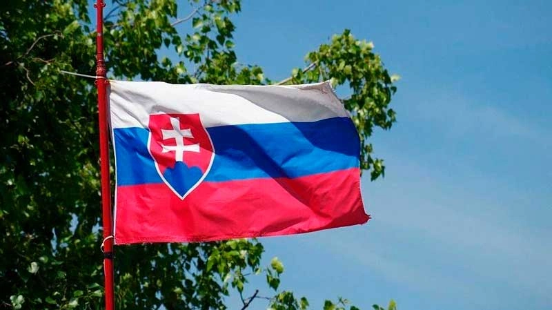 МИД Словакии опроверг приостановку выдачи шенгенских виз для россиян
