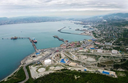 На Каспийском трубопроводном терминале приостановили отгрузку нефти из-за угроз безопасности