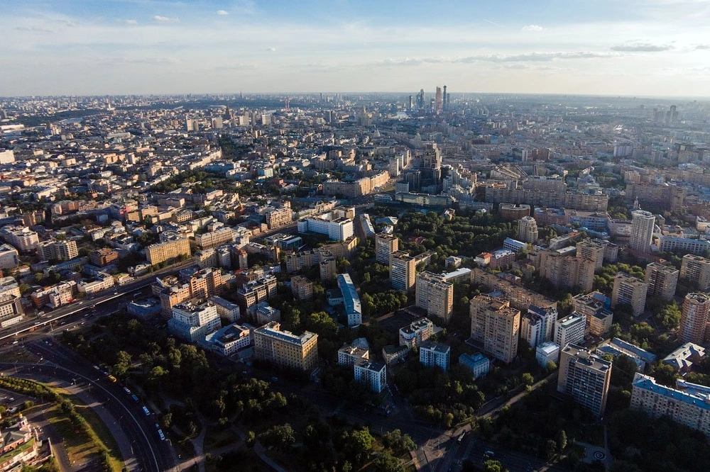 На Бакунинской улице начался незаконный снос здания АТС