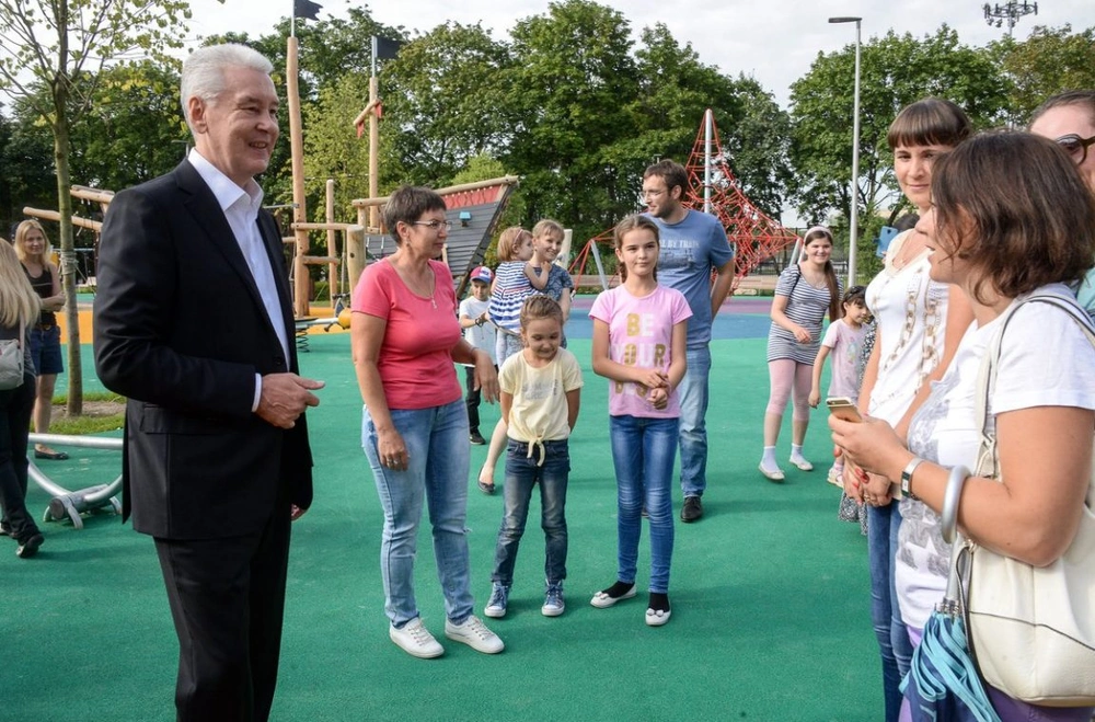 В Москве открылись 3 всесезонные детские площадки
