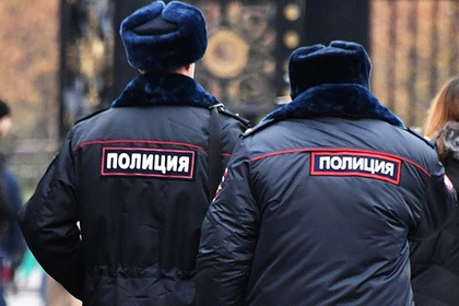 В Москве пьяный полицейский выбил зубы коллеге