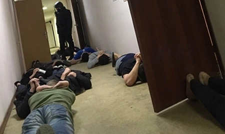 В общежитии МГРИ – РГГРУ прошли обыски массовые задержания студентов