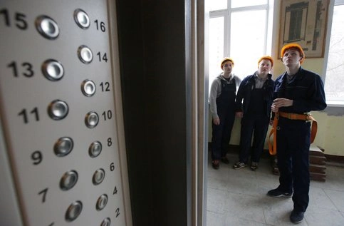 За 8 лет в столице заменили более 32 тысяч лифтов