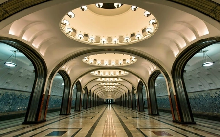 К 23 февраля Метрополитен приготовил сувениры