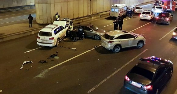 В результате ДТП в московском тоннеле погиб сотрудник ДПС