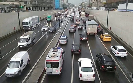 Синоптики: москвичи могут перейти на летнюю резину