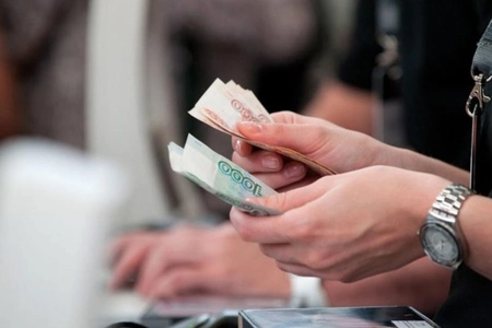С начала года средняя зарплата москвичей выросла почти на 10 процентов