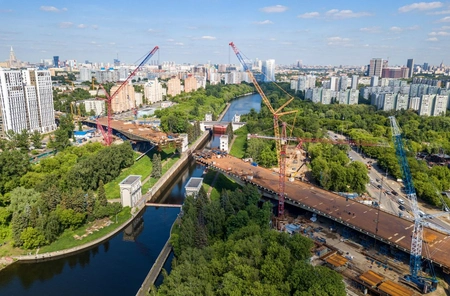 Завершен монтаж Карамышевского моста