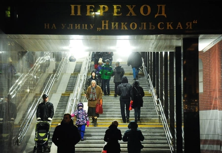 Жители столицы не оценили отремонтированный переход на Никольскую