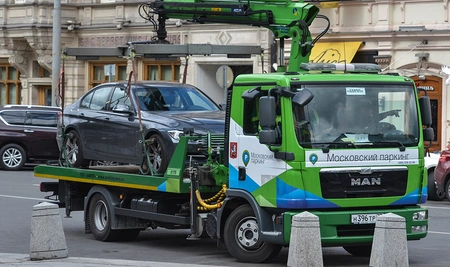 Со следующего года в столице подорожает эвакуация автомобилей