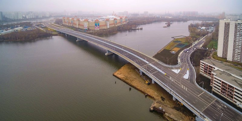 В столице появился новый мост через Кожуховский затон