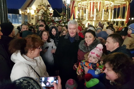 Мэр Москвы продлил работу праздничных площадок «Путешествие в Рождество» до 31 января