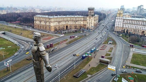 Власти города облагородят Ленинский проспект уже в этом году