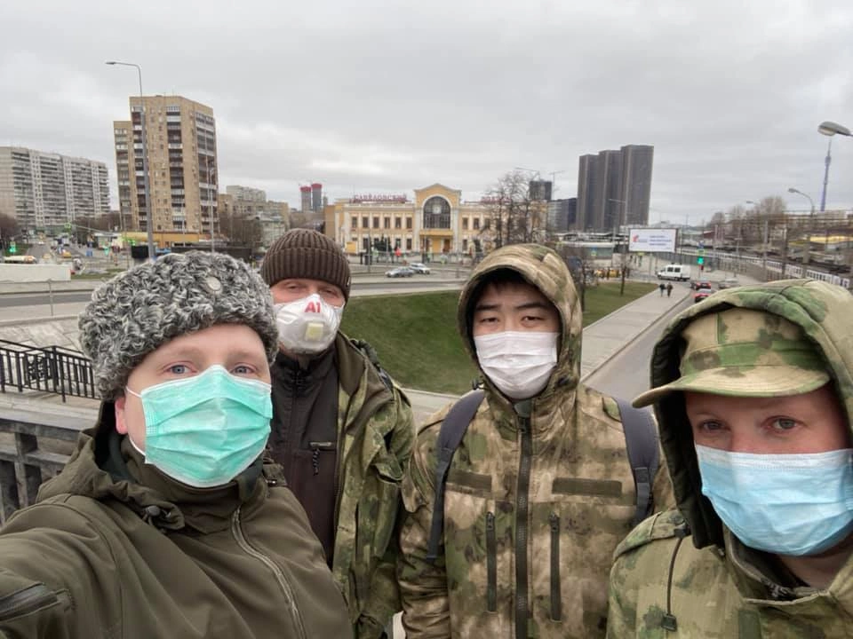 Казаки Московского окружного казачьего общества ВКО «ЦКВ» продолжают помогать городу