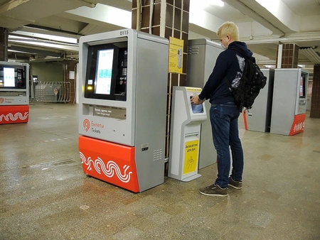 В Московском метрополитене установят санитайзеры