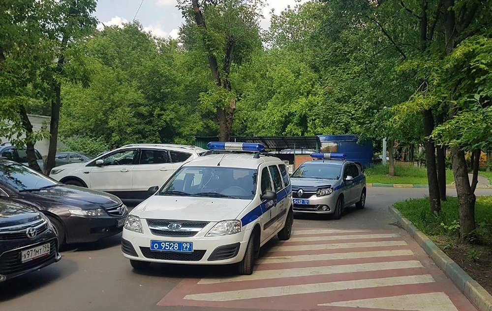 В ходе перестрелки в жилом доме погибло 4 человека