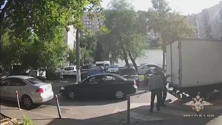 На юге Москвы мужчины совершил неудачную попытку угона машины, за что понесет наказание