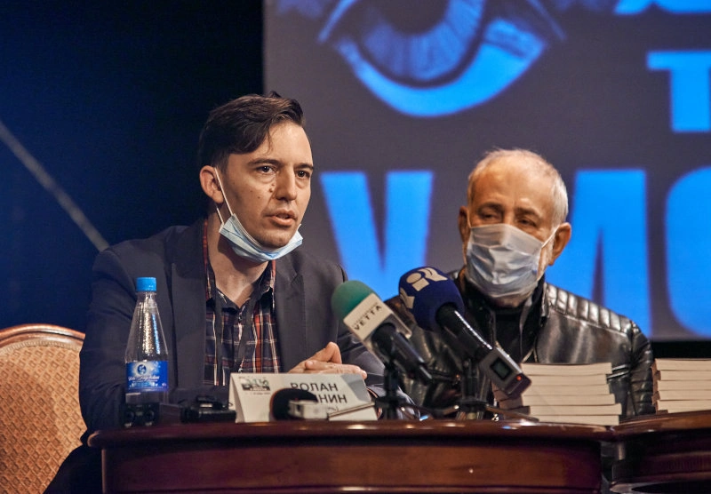 Все необычно на IV Международном фестивале МакДонаха, даже пресс-конференция не такая, как всегда