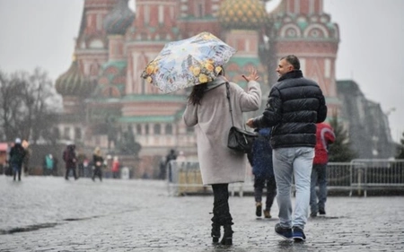 Москвичам обещают теплую и позднюю зиму