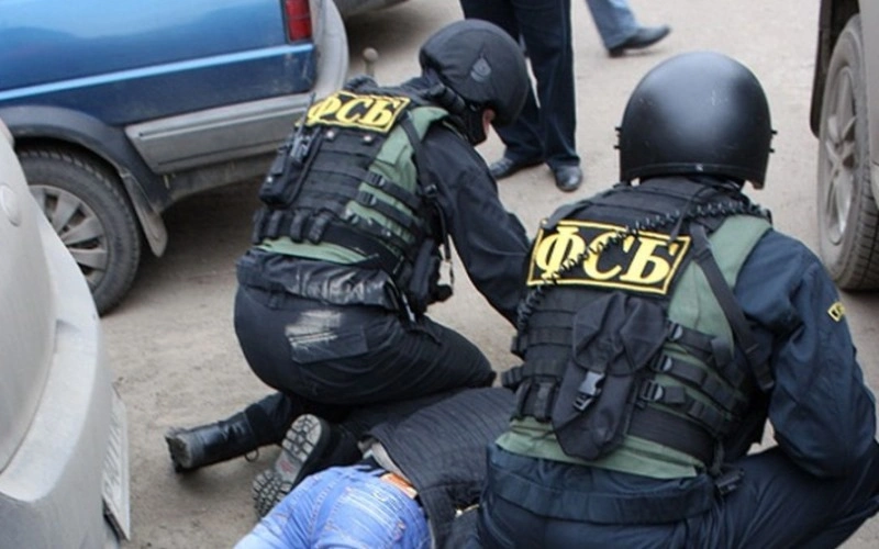 ФСБ опубликовала видео задержания террориста