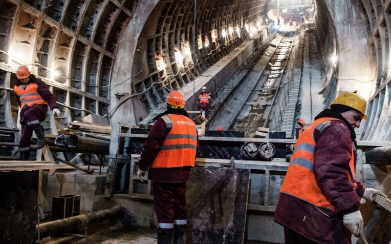 Стартовало строительство первой в столице теплой наземной станции метро