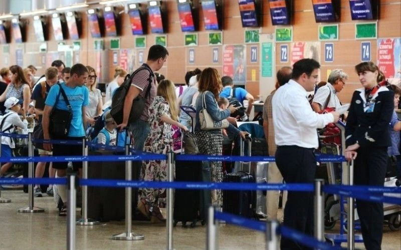 Столичные аэропорты решат проблему с очередями у стоек регистрации