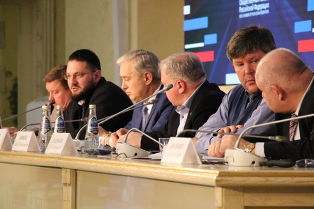 Сохранение исторических корней и народонаселения России — основная задача общества, бизнеса и государства.