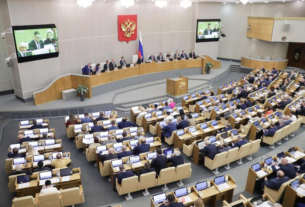 В Госдуме предложили конфискацию автомобилей у нарушителей ПДД для нужд армии РФ