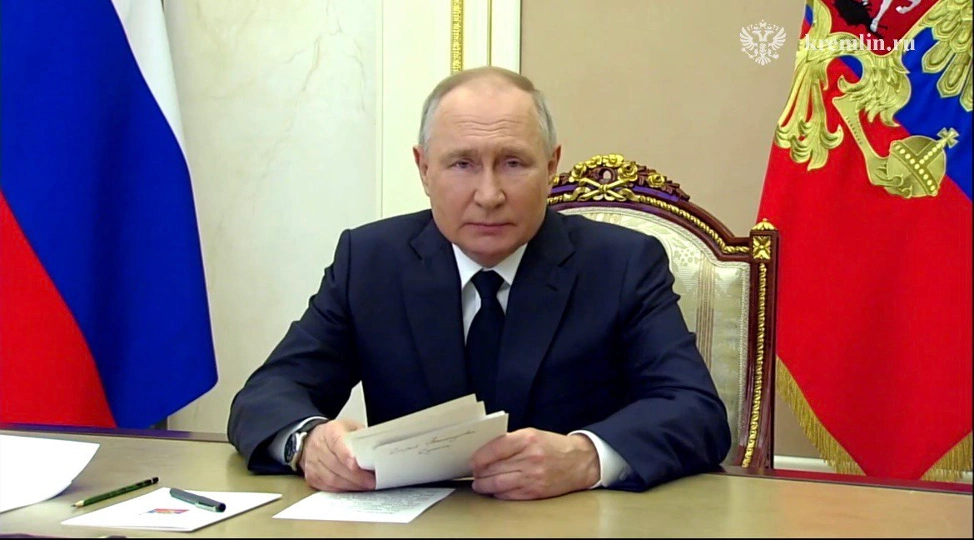 Владимир Путин назвал терактом нападение на район в Брянской области.
