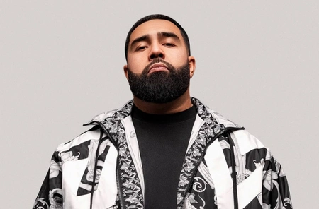 Генпрокуратуру просят запретить концерты Jah Khalib: рэпер поддерживает ВСУ