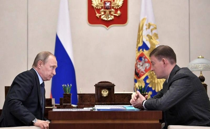 Путин поддержал предложение о выравнивании денежного довольствия всех участников СВО