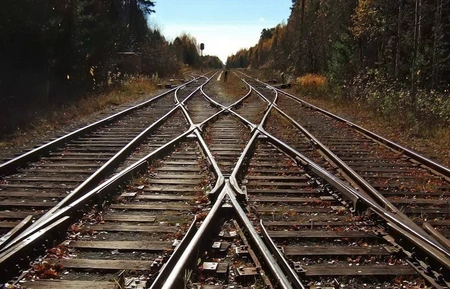Диверсанты подожгли железнодорожное оборудование в Подмосковье