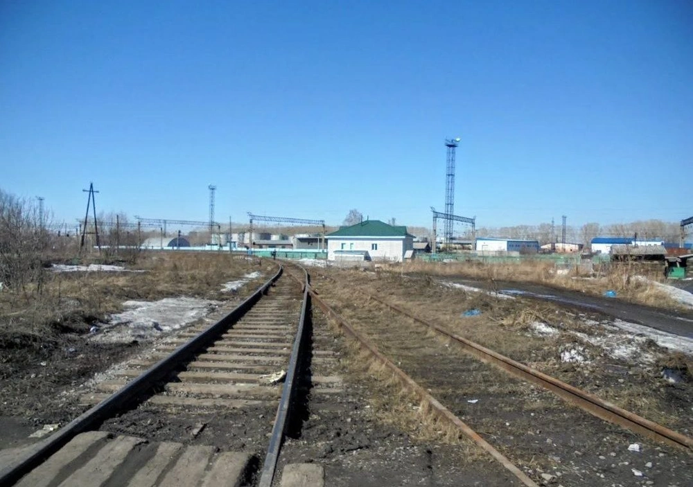 Школьнику из Кемерово предложили 5000 рублей за диверсию на железной дороге