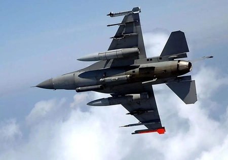 Польша не передаст Украине свои F-16