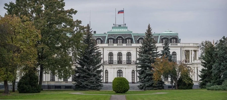 Чехия планирует потребовать от России оплату за аренду земли находящийся в пользовании посольства РФ