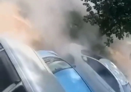 Во Владивостоке прорвало водопровод, кипяток вылился на улицы города
