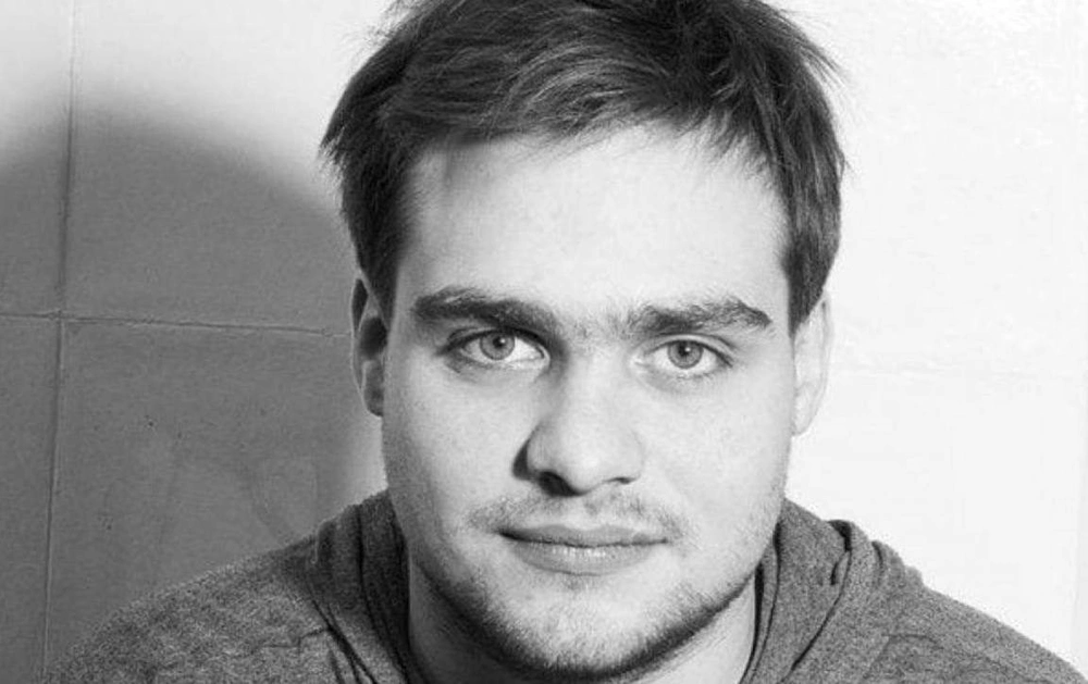 В Москве из окна выпал сын Михаила Ефремова