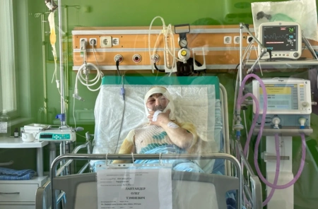 На севере России медведь напал на семью