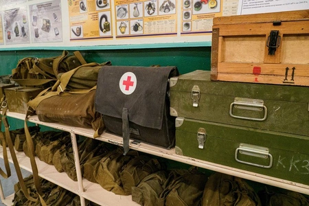 Девочек в школах начнут учить основам медицинской подготовки