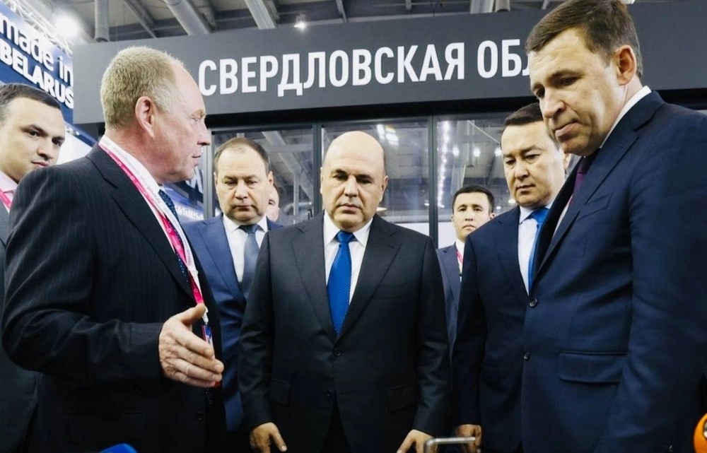 Михаил Мишустин посетил выставку «ИННОПРОМ» в Екатеринбурге