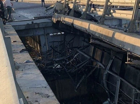 Двое человек погибли из-за ЧП на Крымском мосту