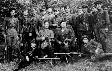 Трагедия на Волыни: как 8 тысяч поляков были лишены жизни за одну ночь